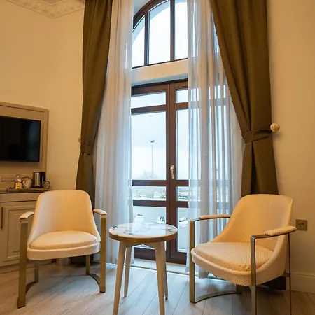 Bandirma Palas Otel 4* Bandırma