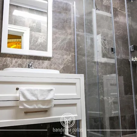 Bed and Breakfast Bandirma Palas Otel 3*
