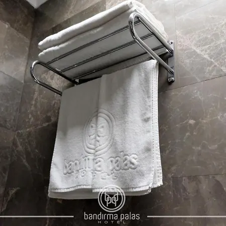 Bandirma Palas Otel Bed and Breakfast 3*
