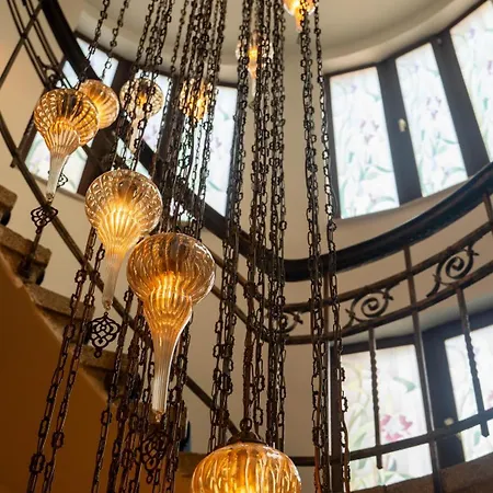 Bed & Breakfast Bandirma Palas Otel